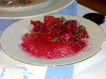Rote Bete-Salat mit Mozzarella - Rezept