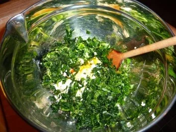 Rezept: Blätterteigtaschen mit Spinat Bild Nr. 3 Blätterteigtaschen mit Spinat - Rezept - Bild Nr. 3