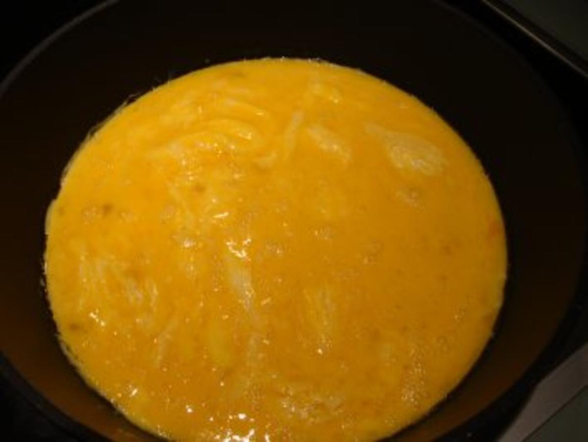 Kartoffelpü mit Rührei & Gurkensalat - Rezept - Bild Nr. 7
