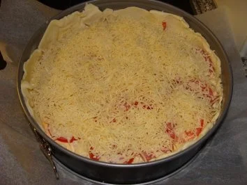 Rezept: Quiche mit Schinken, Paprika, Pilze u.a. Bild Nr. 9 Quiche mit Schinken, Paprika, Pilze u.a. - Rezept - Bild Nr. 9