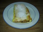 Blätterteig-Apfelstrudel mit Sahneguß - Rezept