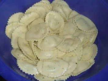 Frischkäse-Tortellini überbacken - Rezept - Bild Nr. 3