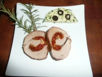 Rezept: HAUPTGERICHT/FLEISCH:Schweinefilet gefüllt und Olivenbutter Bild Nr. 5 HAUPTGERICHT/FLEISCH:Schweinefilet gefüllt und Olivenbutter - Rezept - Bild Nr. 5