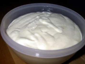 Tonkabohnen-Quark-Mousse mit marinierten Sharon-Früchten - Rezept - Bild Nr. 8