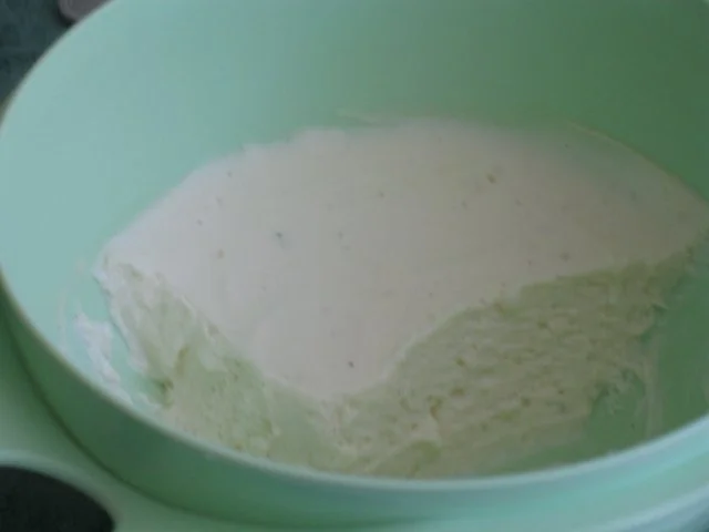 Tonkabohnen-Quark-Mousse mit marinierten Sharon-Früchten - Rezept - Bild Nr. 10