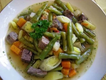 Gemüsesuppe mit Rindfleisch ... - Rezept