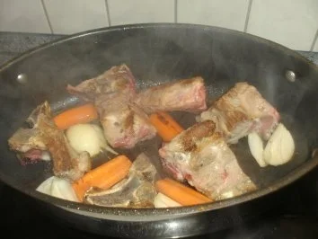 Hausmannskost: Schweinebraten mit Wirsing..zuerst zeige ich euch, wie ich mein Fleisch mache.... - Rezept - Bild Nr. 3