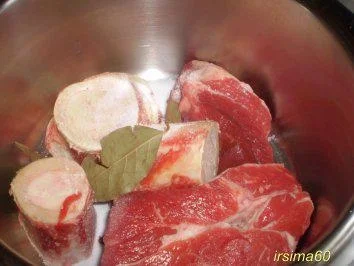 Rezept: Rindfleischsuppe Bild Nr. 2 Rindfleischsuppe - Rezept - Bild Nr. 2