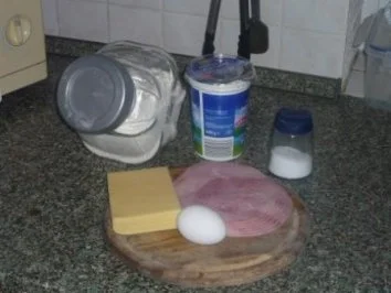 Fladenbrot mit Schinken-Käse-Füllung - Rezept