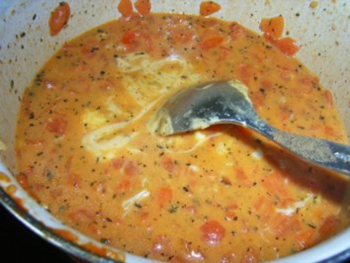 Nudeln mit Tomaten-Mozzarella-Soße - Rezept - Bild Nr. 5