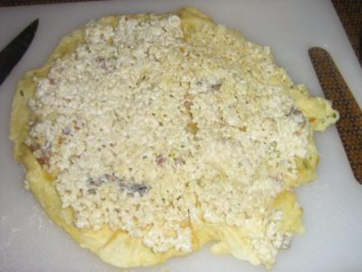Pfannkuchen-Crêpes lecker gefüllt mit Bulgur und Wienerle - Rezept - Bild Nr. 4