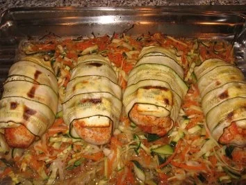 Feta-Zucchinihähnchen mit Joghurtgemüse und 7-Kornreis - Rezept - Bild Nr. 4