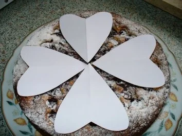 Rezept: Kirschkuchen zum Valentinstag Bild Nr. 8 Kirschkuchen zum Valentinstag - Rezept - Bild Nr. 8