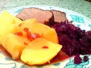 Sauerbraten in Sauerkirsch/Bratensoße - Rezept