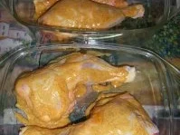 Rezept: Hähnchenkeule in golden Lackkorsage an Reis und Brandenburgischen Käsesalat Bild Nr. 4 Hähnchenkeule in golden Lackkorsage an Reis und Brandenburgischen Käsesalat - Rezept - Bild Nr. 4