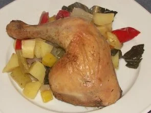 Hähnchenkeulen auf Gemüsebett - Rezept - Bild Nr. 3