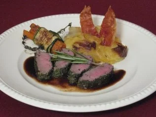 Gekräutertes Lamm mit Kartoffelgratin - Rezept