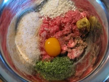 Rezept: Hackklößchen als Einlage Bild Nr. 3 Hackklößchen als Einlage - Rezept - Bild Nr. 3