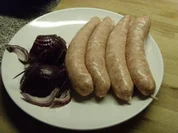 Alarm, Alarm der Bratwurst geht es... - Rezept