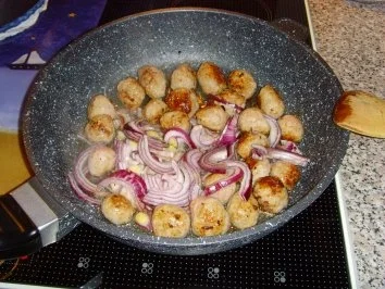 Alarm, Alarm der Bratwurst geht es... - Rezept - Bild Nr. 3