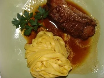 Rezept: Fleisch - Kalbshaxen im Ofen geschmort - Fleisch - Kalbshaxen im Ofen geschmort - - Rezept