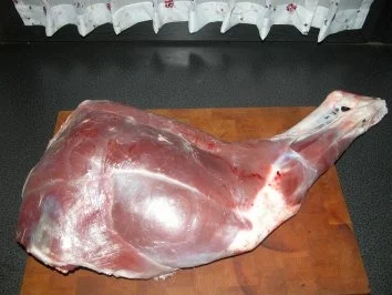 Rezept: Hirschkalbkeule Bild Nr. 2 Hirschkalbkeule - Rezept - Bild Nr. 2