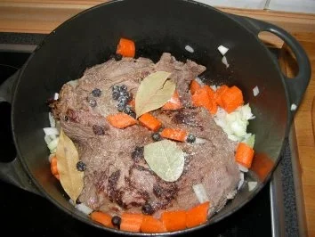 Rezept: Hirschkalbkeule Bild Nr. 6 Hirschkalbkeule - Rezept - Bild Nr. 6