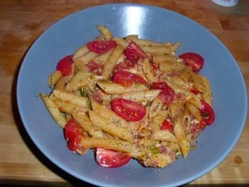 Rezept: Schnelle Nudelpfanne Schnelle Nudelpfanne - Rezept