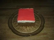 Rote Eierlikörschnitten - Rezept