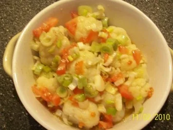 Blumenkohlsalat mit Pinienkernen - Rezept - Bild Nr. 6