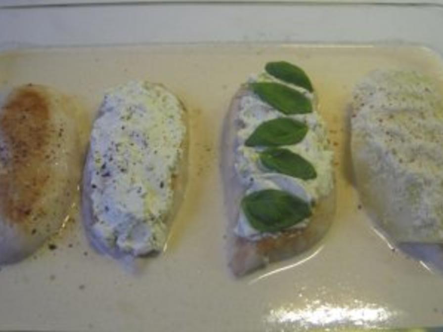 Hähnchenfilet mit Provolone piccante Käsehaube - einfach - von Praktikantin Hähnchenfilet mit Provolone piccante Käsehaube - einfach - von Praktikantin