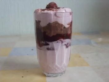 Schwarzwald-Becher - Rezept