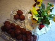 Rezept: Rumkugeln, wie sie der Bäcker macht... aus Resten... ergibt ca. 18 Stück Rumkugeln, wie sie der Bäcker macht... aus Resten... ergibt ca. 18 Stück - Rezept