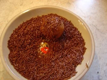 Rezept: Rumkugeln, wie sie der Bäcker macht... aus Resten... ergibt ca. 18 Stück Bild Nr. 6 Rumkugeln, wie sie der Bäcker macht... aus Resten... ergibt ca. 18 Stück - Rezept - Bild Nr. 6