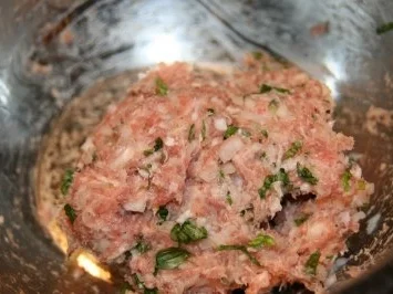 Rezept: Hack: Ciabatta mit Mettfüllung Bild Nr. 3 Hack: Ciabatta mit Mettfüllung - Rezept - Bild Nr. 3