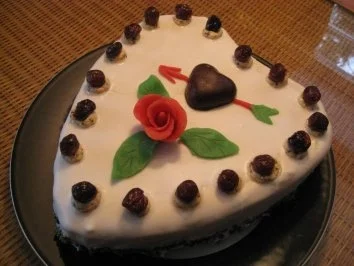 Valentinstorte mit Mon Cheri - Rezept