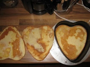 Valentinstorte mit Mon Cheri - Rezept - Bild Nr. 12