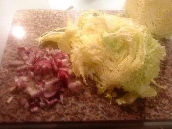 Wirsing mit Hähnchen und Salzkartoffeln - Rezept - Bild Nr. 2