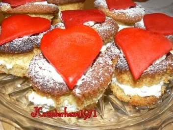Rezept: Valentinsmuffins: With Love Bild Nr. 3 Valentinsmuffins: With Love - Rezept - Bild Nr. 3