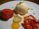 Cassata-Eiscreme mit fruchtigen Begleitern - Rezept