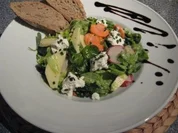Gemischter Salat mit Äpfeln & Ricotta - Rezept