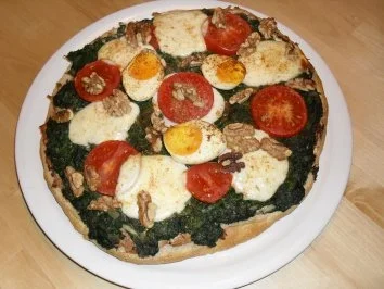 Pizza auf Fladenbrot - Rezept