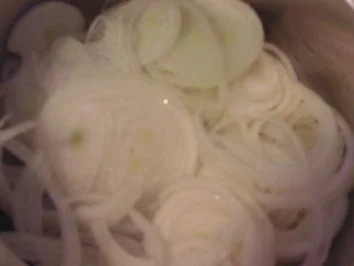 Rezept: Erbsen-Zwiebel-Gemüse Bild Nr. 2 Erbsen-Zwiebel-Gemüse - Rezept - Bild Nr. 2