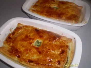 Rezept: Blätterteigpastete mit Räucherlachs und Spinat Bild Nr. 2 Blätterteigpastete mit Räucherlachs und Spinat - Rezept - Bild Nr. 2