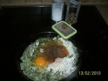 Kartoffelklöße aus rest von Grünkohl Püree - Rezept - Bild Nr. 2