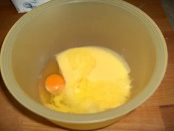 ¨Eierlikör-Himbeer-Muffins¨ - Rezept - Bild Nr. 2