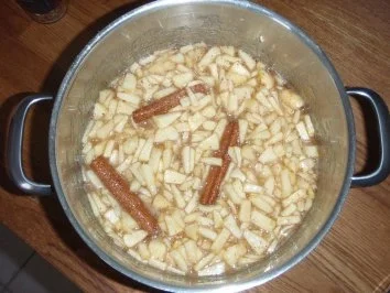 Rezept: Apfel-Zimt Marmelade Bild Nr. 5 Apfel-Zimt Marmelade - Rezept - Bild Nr. 5