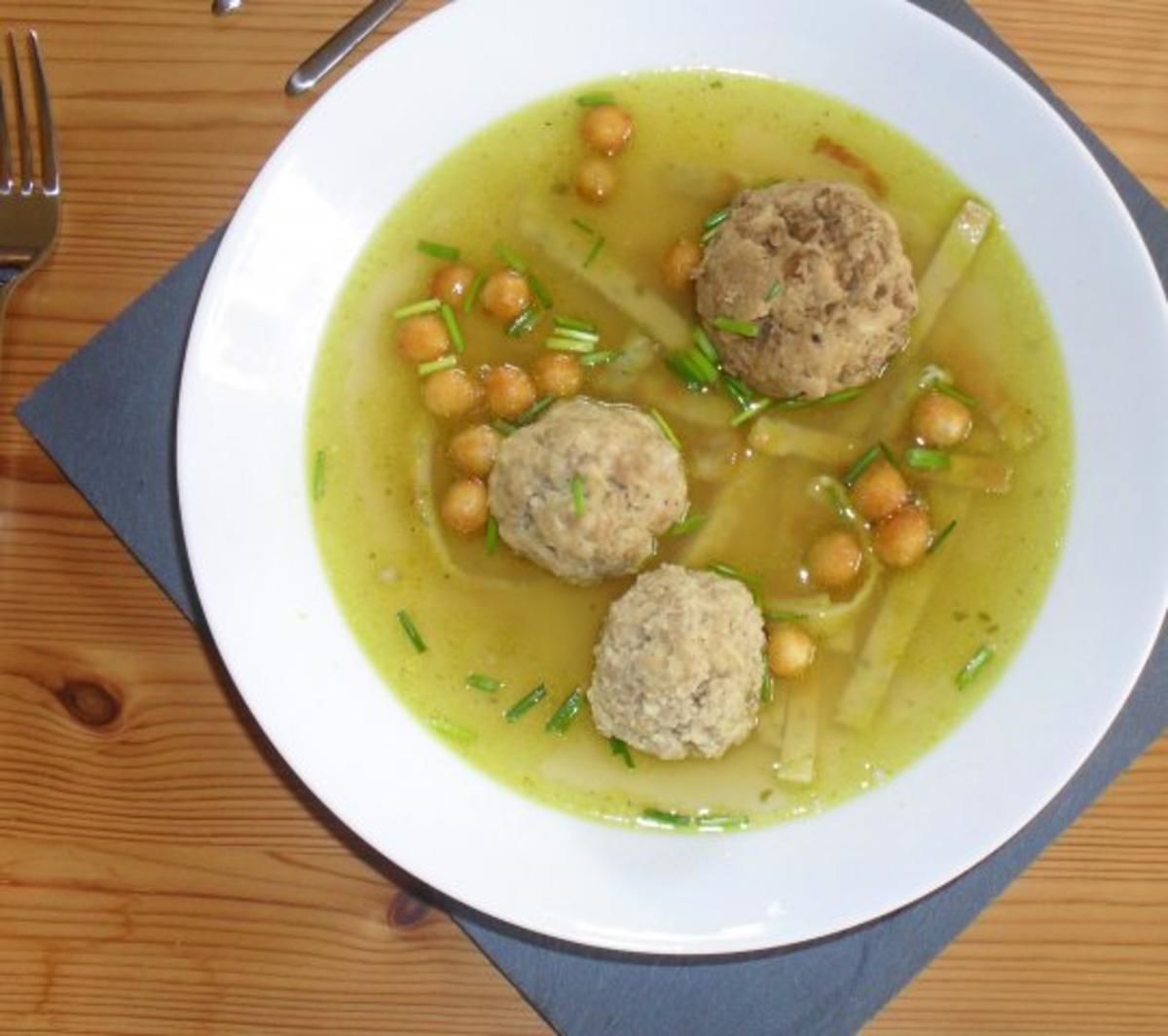 Festtagssuppe .. aber warum denn nur zu Festtagen??? - Rezept mit Bild ... Festtagssuppe .. aber warum denn nur zu Festtagen??? - Rezept mit Bild ...