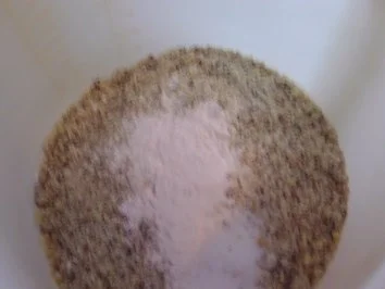 Rezept: Grieß-Haselnuss-Muffins mit Kirschen Bild Nr. 2 Grieß-Haselnuss-Muffins mit Kirschen - Rezept - Bild Nr. 2