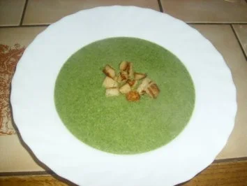 Kartoffelsuppe mit Spinat - Rezept
